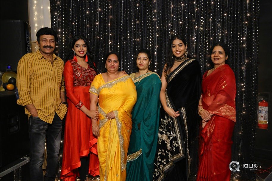 Jeevitha-Rajasekhar-Daughter-Shivatmika-Birthday-Consecrations